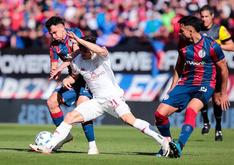 a que hora juega san lorenzo vs huracan - Cuándo se juega el clásico Huracán San Lorenzo