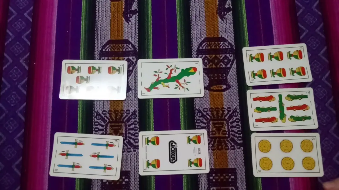 casita robada juego de cartas - Cuántas se reparten en la casita robada