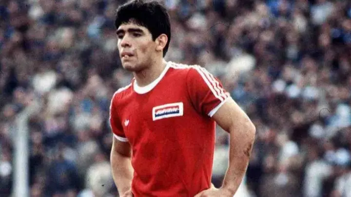 donde jugo maradona - Dónde jugaba Maradona antes del Napoli