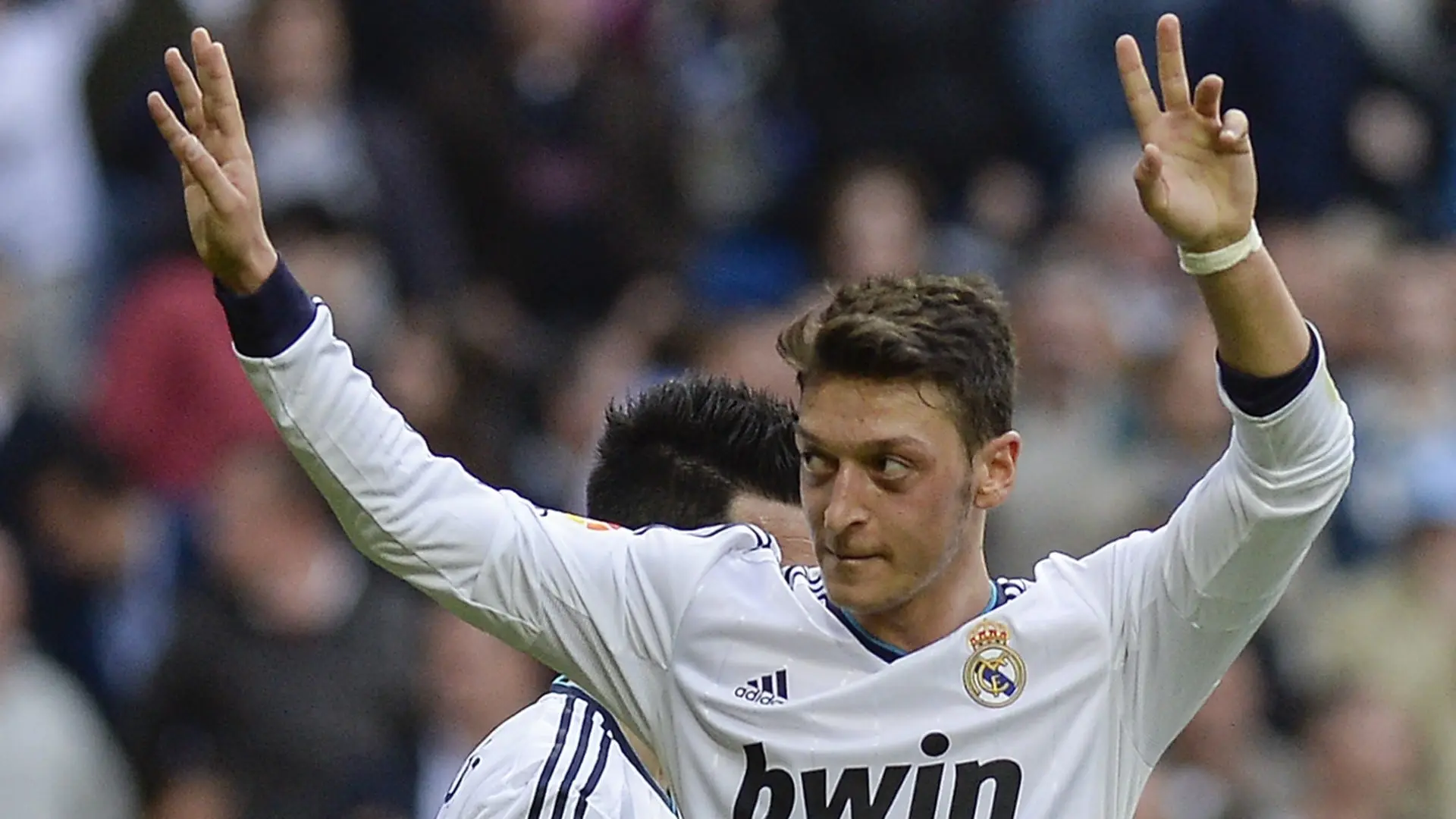 en que posicion juega ozil - Dónde jugaba Özil antes del Real Madrid