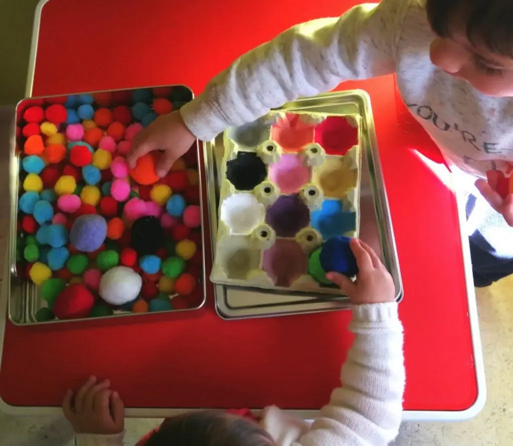 juegos con colores para niños - Que estimula el juego de colores