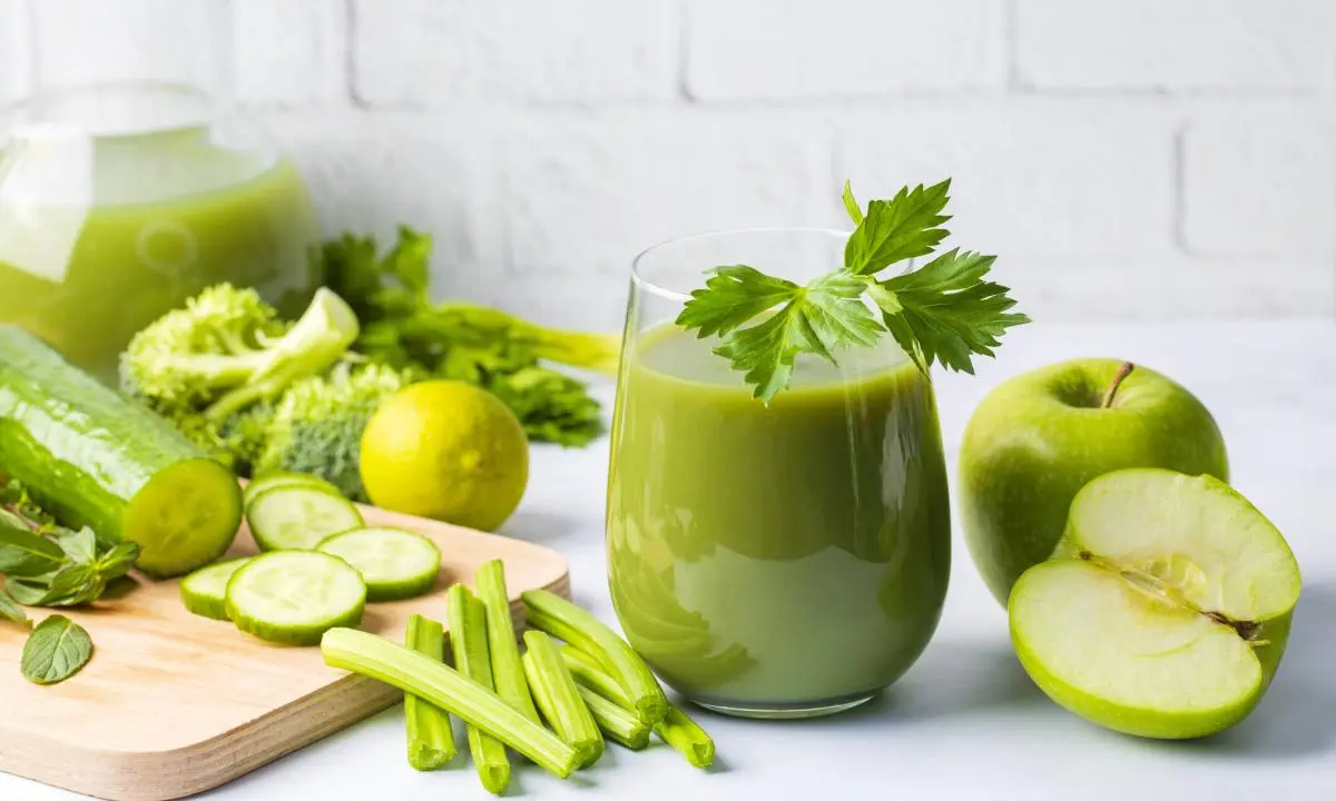 jugo de manzana verde - Qué hace el jugo verde en el cuerpo