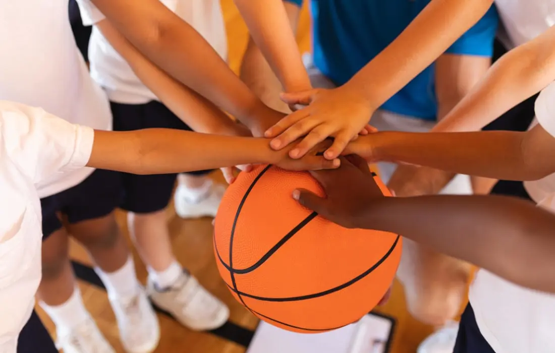beneficios de jugar basquetbol - Que se ejercita en el básquetbol
