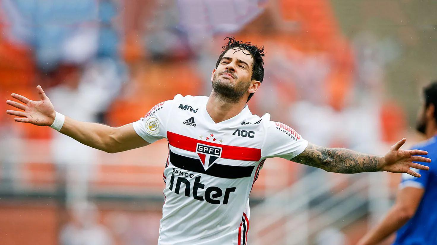 alexandre pato donde juega - Qué se hizo Alexandre Pato