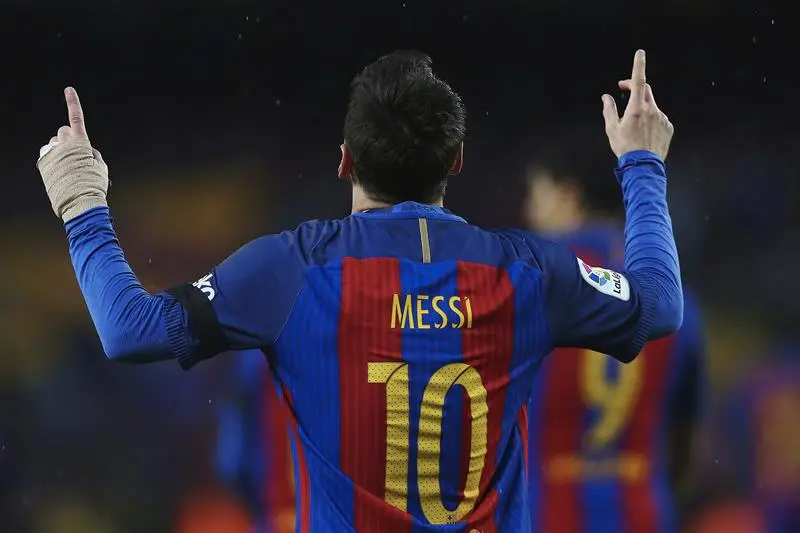 que motivo a messi a jugar futbol - Quién impulso a Messi a jugar fútbol
